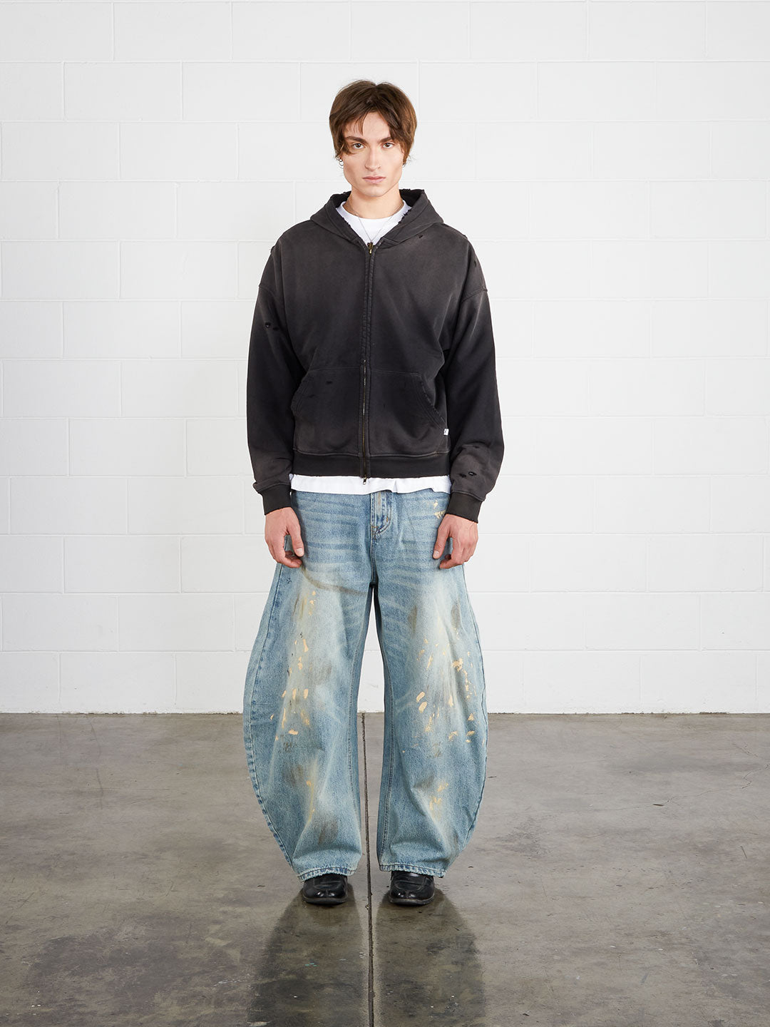 Washed Distressed Zip-Up Hoodie (Black)