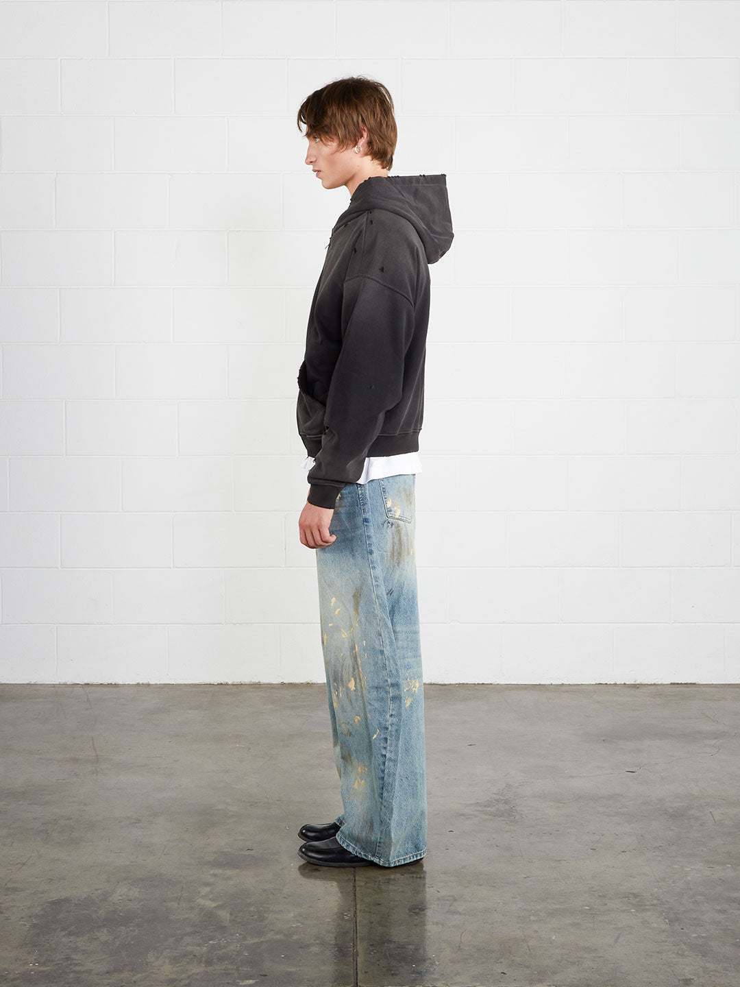 Washed Distressed Zip-Up Hoodie (Black)