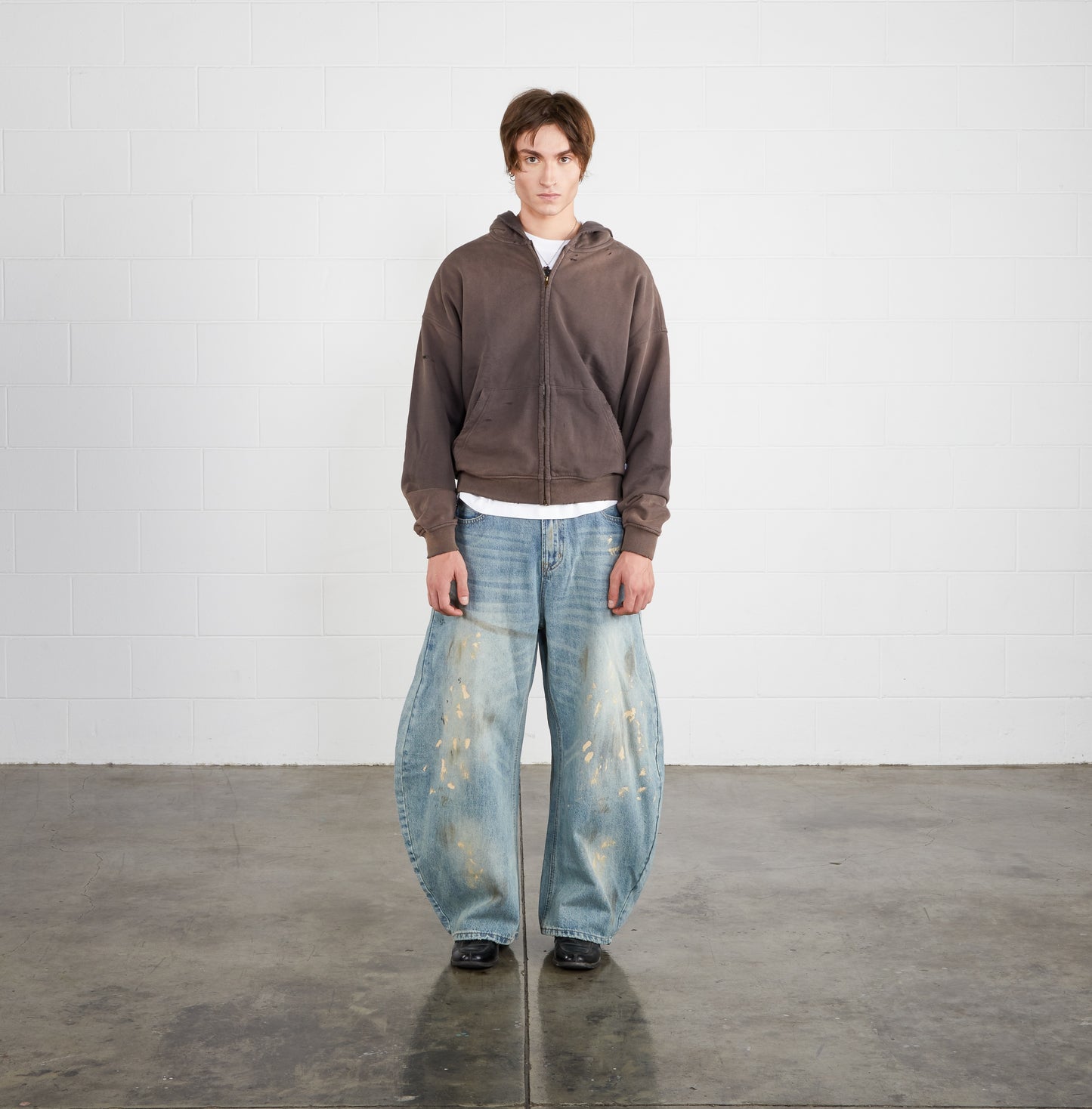 Washed Distressed Zip-Up Hoodie (Sunfaded Dark Grey)