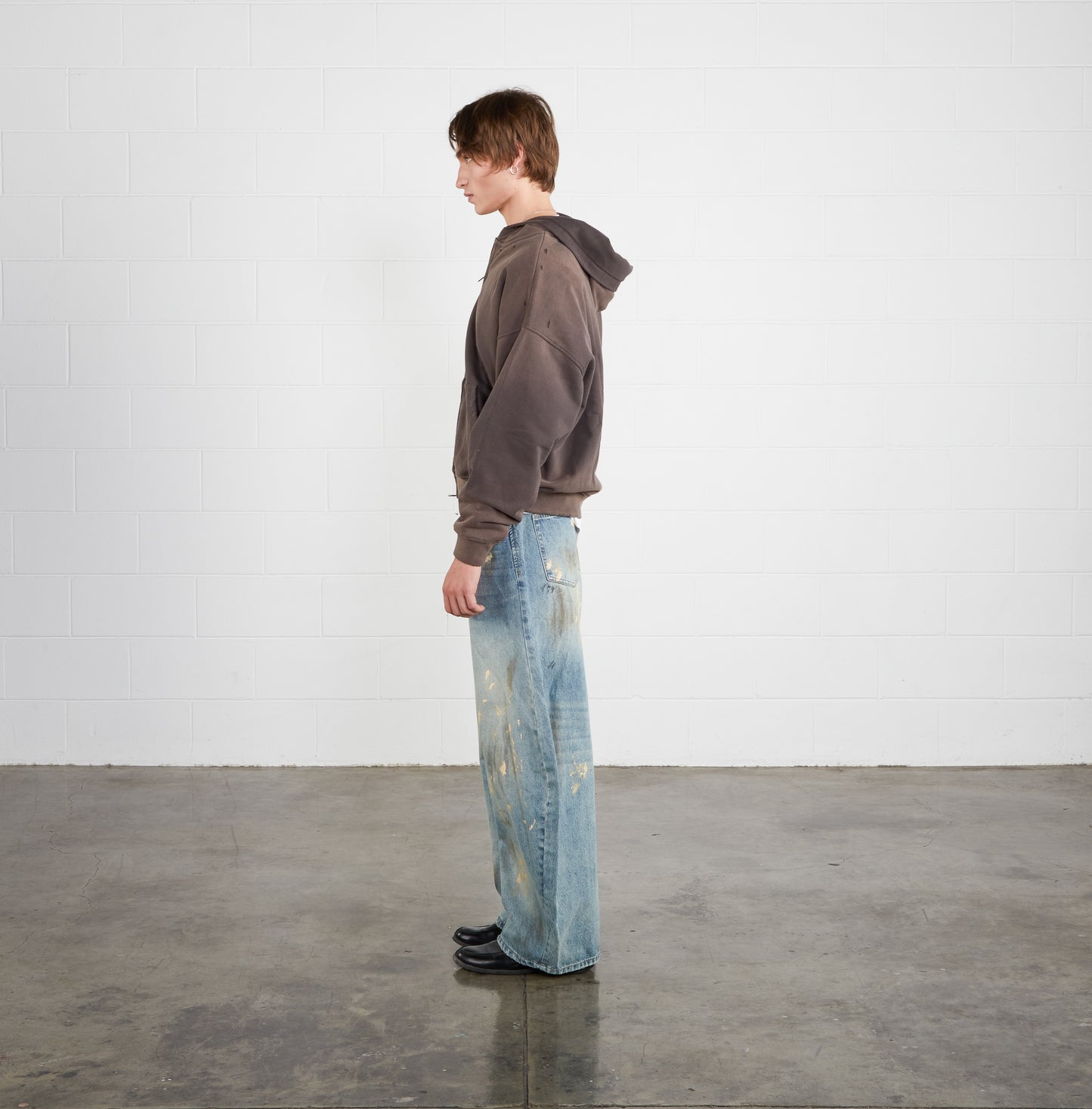 Washed Distressed Zip-Up Hoodie (Sunfaded Dark Grey)