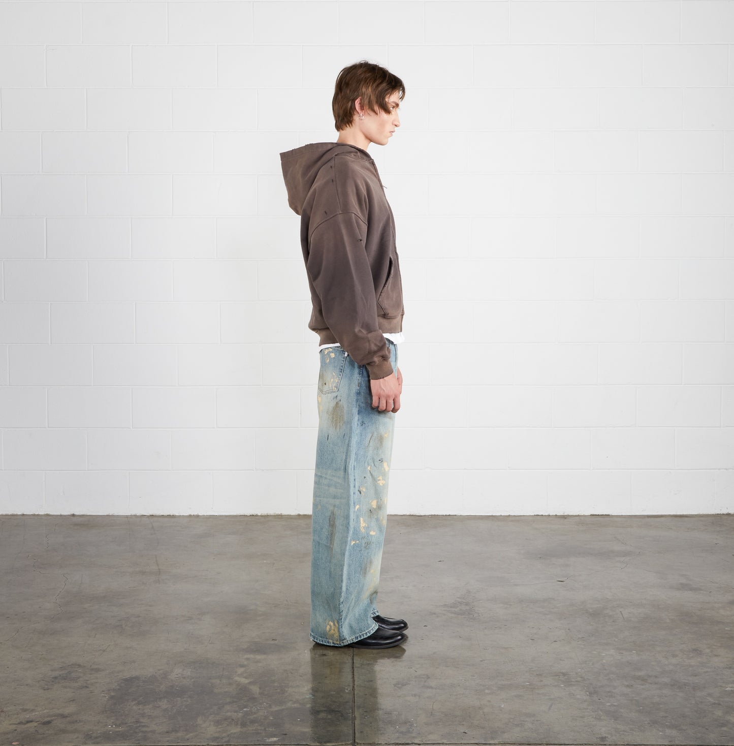 Washed Distressed Zip-Up Hoodie (Sunfaded Dark Grey)